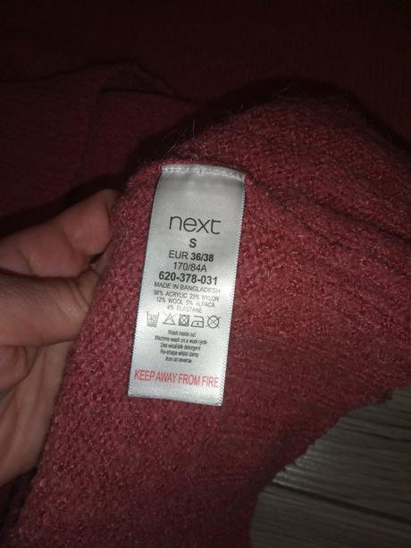 Sveter next, next,s
