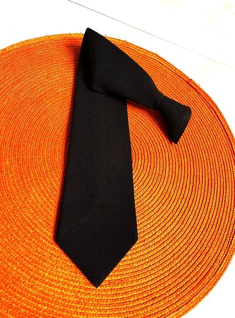 Kravata bez viazania,