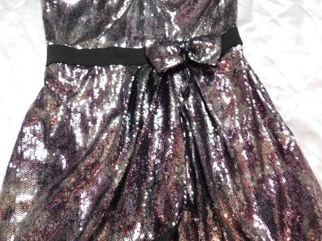 Pekne flitrovane šaty, 38