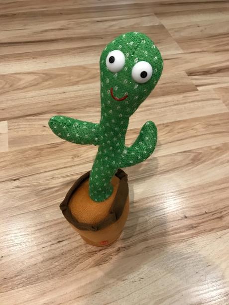 Tancujúci a spievajúci kaktus,