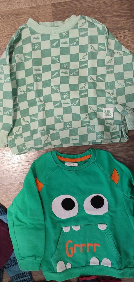 Mikiny a svetre balík 98/104, 98