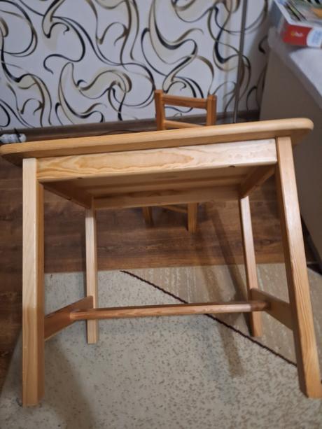 Detsky stol a stolicky mc gueen., 