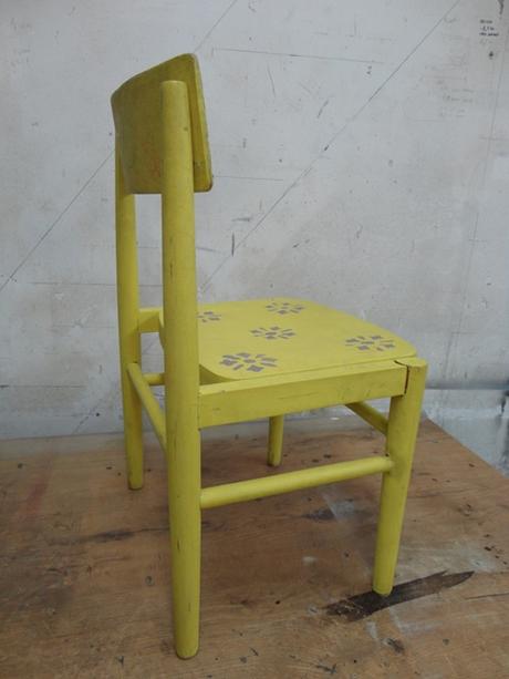 Stolička drevená detská,