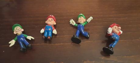 Postavicky 4 kusy - vyska 6 cm,