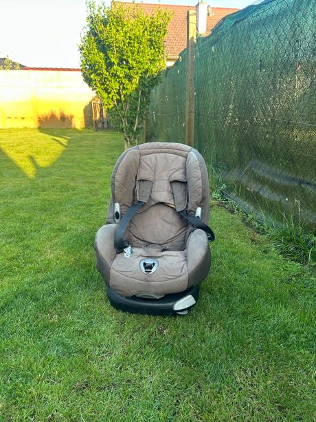 Autosedaacka, maxi cosi