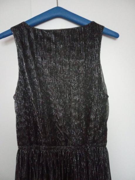 Spoločenské šaty, 38