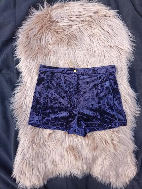 Sexy zamatové šortky, topshop,l