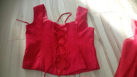 Zavazovaci korzet, l