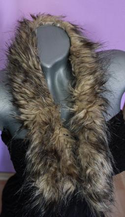 Chlpaty golier - sal,