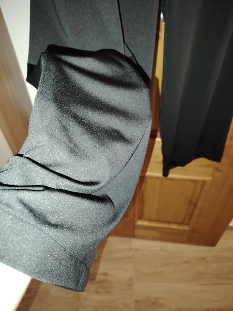 Čierne nohavice, 46