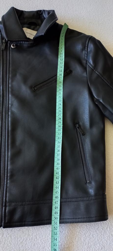 Koženka, reserved,146