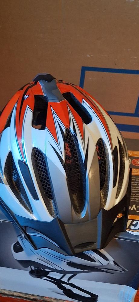 Cyklistická prilba crivit s/m,54-60 cm,s blikačkou, m