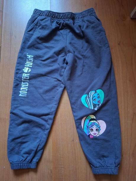 Monster high tepláky, sinsay,116
