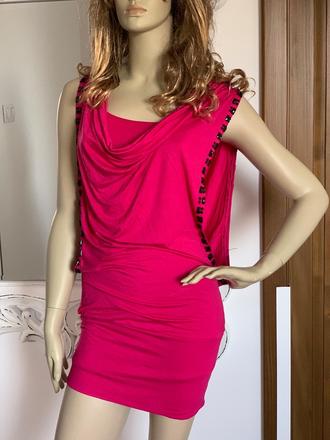 Krasne cyklamenove saty, s