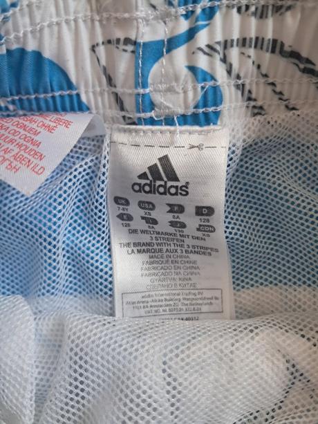 Kratasy v.128, adidas,128