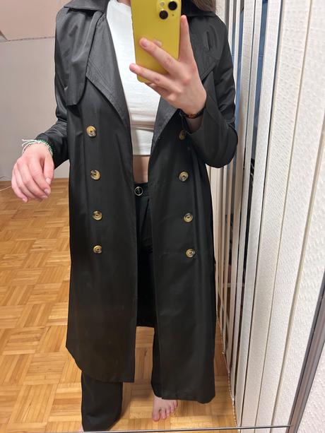 Trenchcoat, s