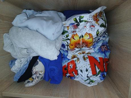 Darujem oblečenie pre chlapca, 86–98