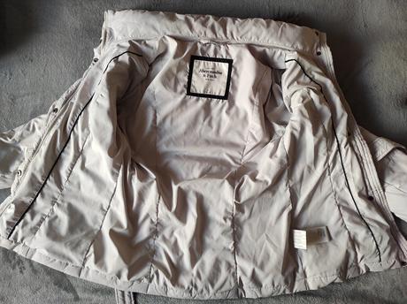 Páperová bunda zn. a&f, veľkosť xs-s, abercrombie&fitch,s