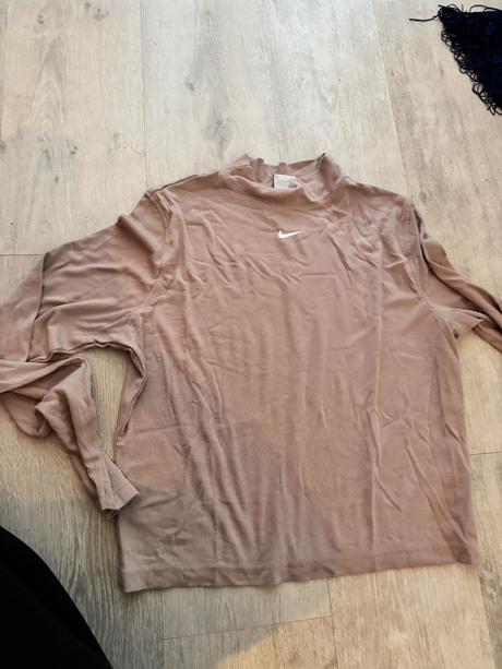 Ľahučký rolak nike, nike,l