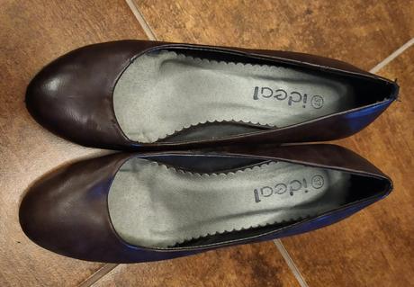 Lodičky na platforme, 37