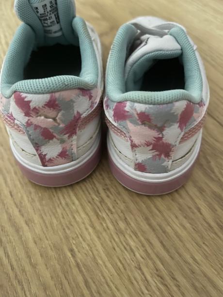 Dievčenské tenisky zn. puma., puma,27