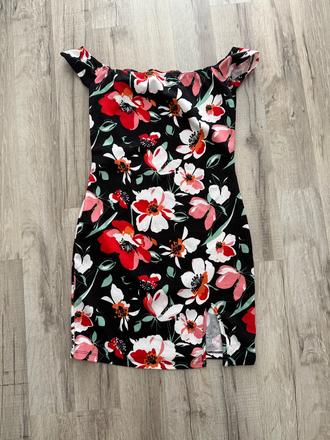 Kvietkované šaty, s