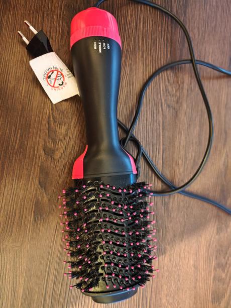 Kefa a fen v jednom  na vlasy, 