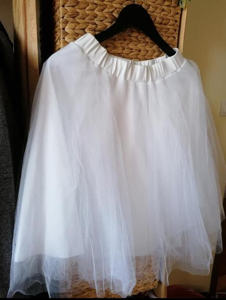 Sukňa midi kruhová a biela tylová spodnička, 