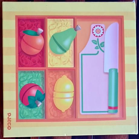 Djeco drevene ovocie a set na krajanie,