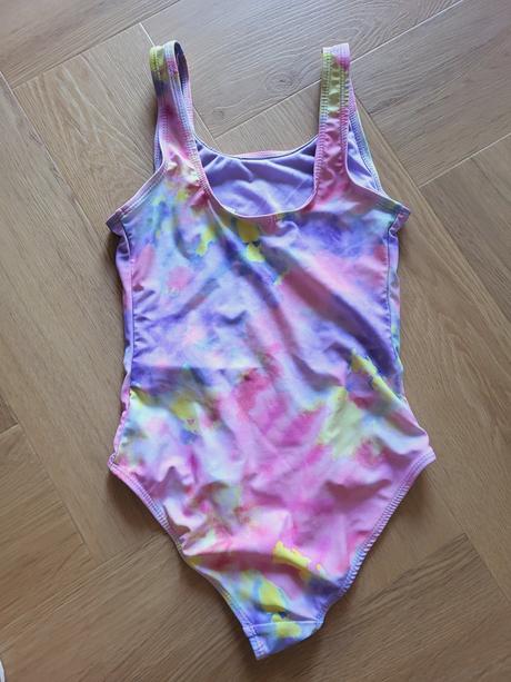 Dievcenske plavky, pepperts,134