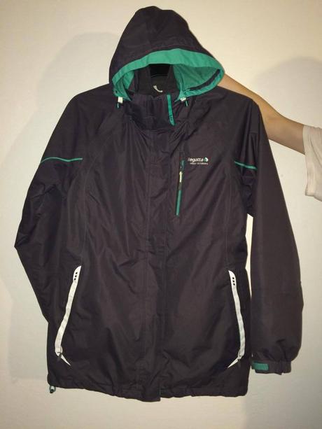 Jesenná vetrovka, l