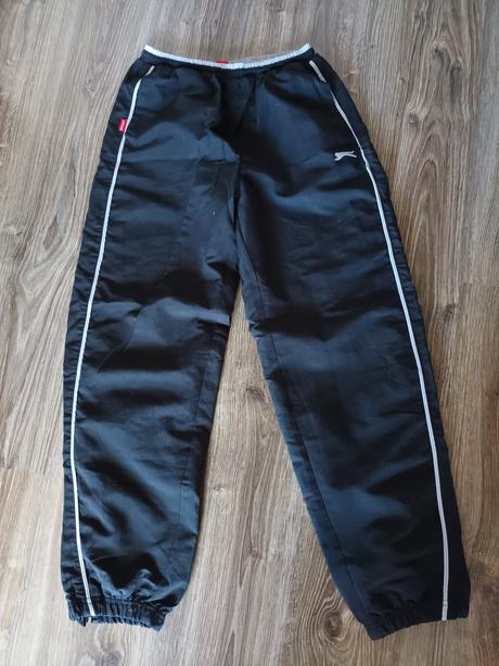 Chlapčenské šuštiakove nohavice na 13rokov, slazenger,158