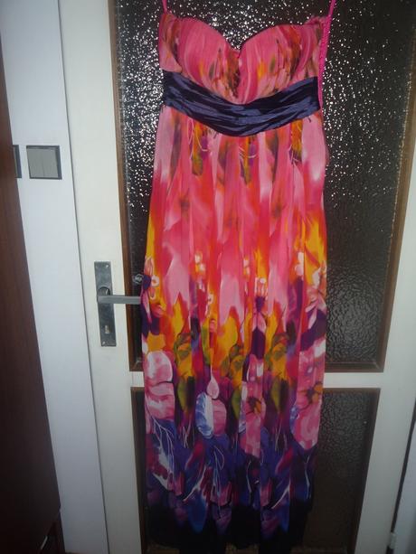 Spoločenské šaty, 38