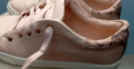 Sneakersy lakované, 40