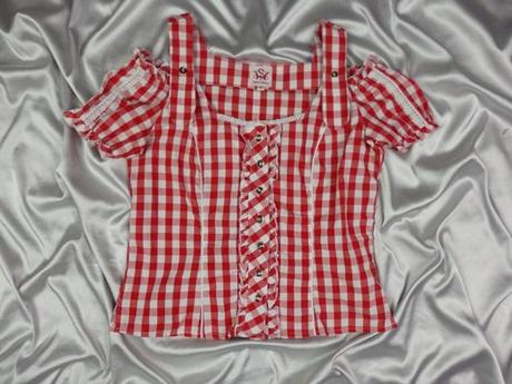 Kvalitná blúzka ku kroju, 38