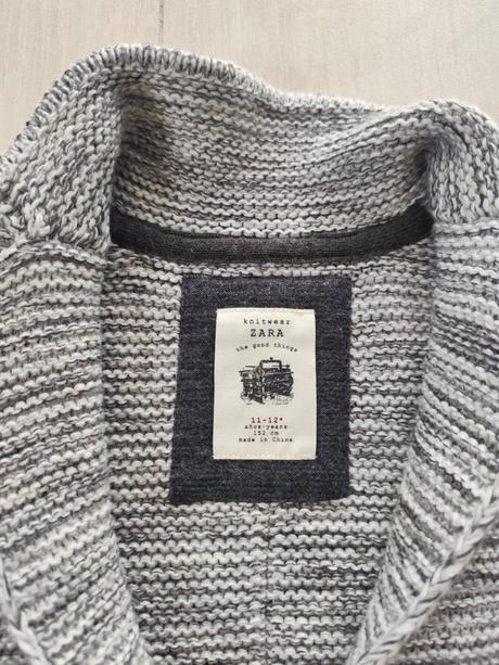 Predám chlapčenský sveter, zara,152