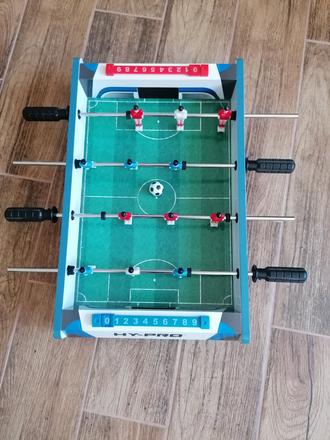 Stolný mini futbal,