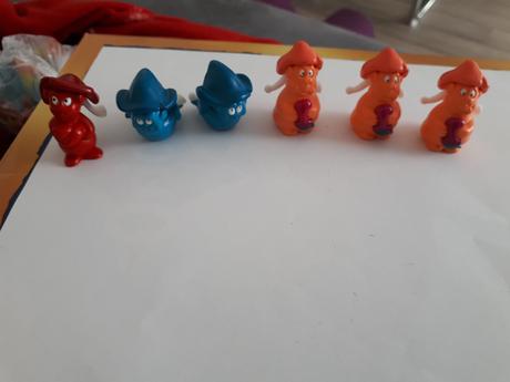 Kinder hracky,figurky, 