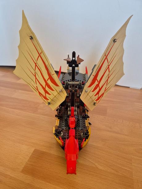 Lego 9446 destiny's bounty,