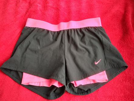 Šortky, nike,s