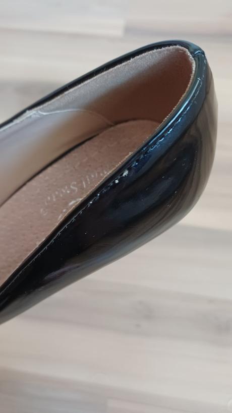 Lakované čierne lodičky + náhradné opätky, 36