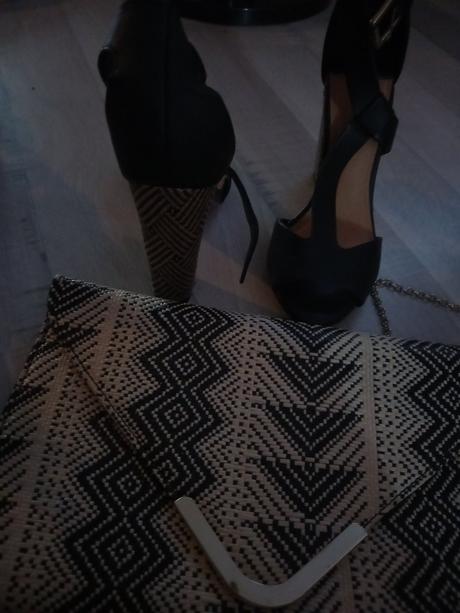 Listova kabelka a sandalky, 38