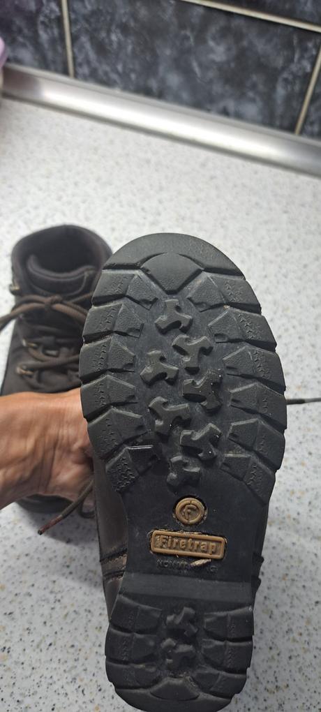 Firetrapy turistika, 31