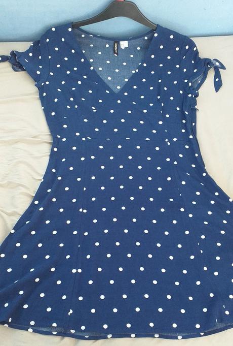 Tenké bodkované šaty, h&m,42