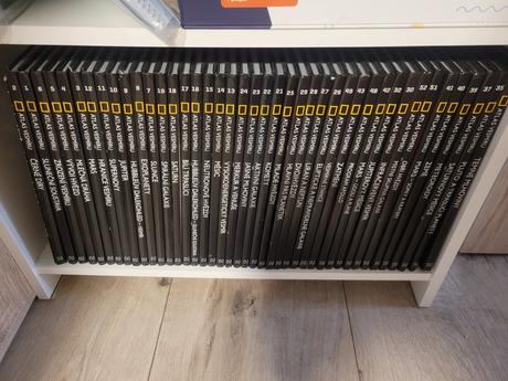 Knihy atlas vesmíru hachette, 