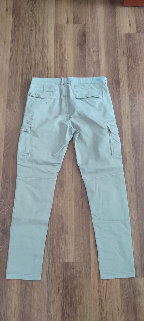 Kapsáčove nohavice, reserved,l