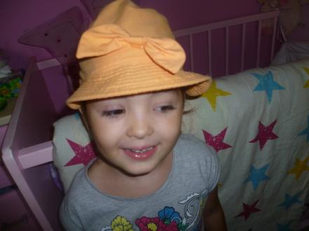 Klobúčik s maśličkou-nastavitelny-od 2-4 roky, 98