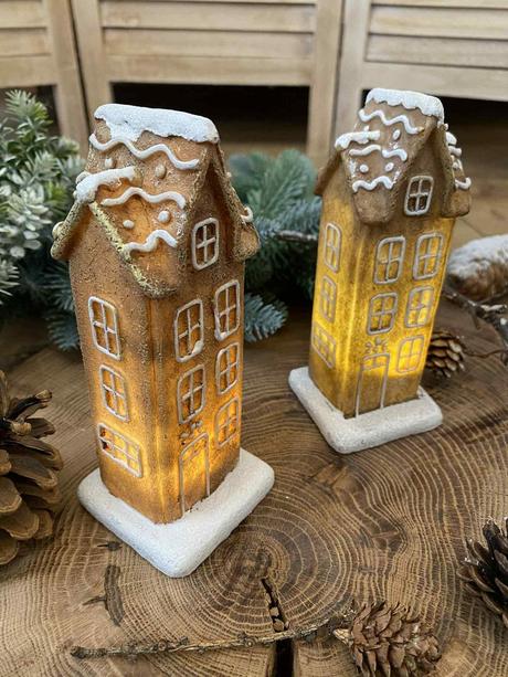 Led perníkový domček vyšší, 