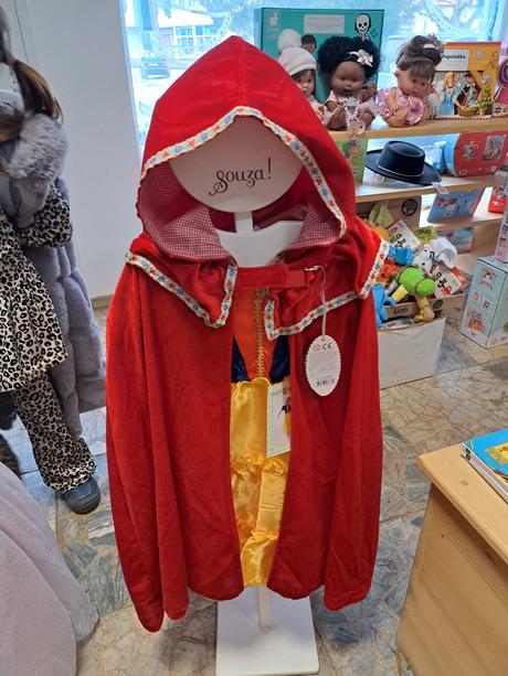 Kostým snehulienka červená čiapočka, 