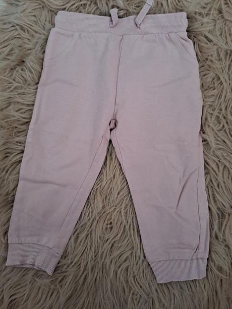 2x tepláciky, 1x mikinka, 86–98